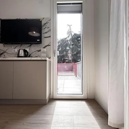 Apartament Homeby - Mascarella Terrace Bolonia